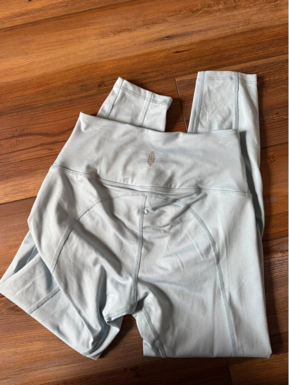 Free people movement leggings size small